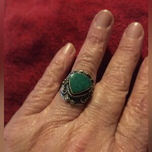 Sterling Silver Green Stone sz 10 Ring